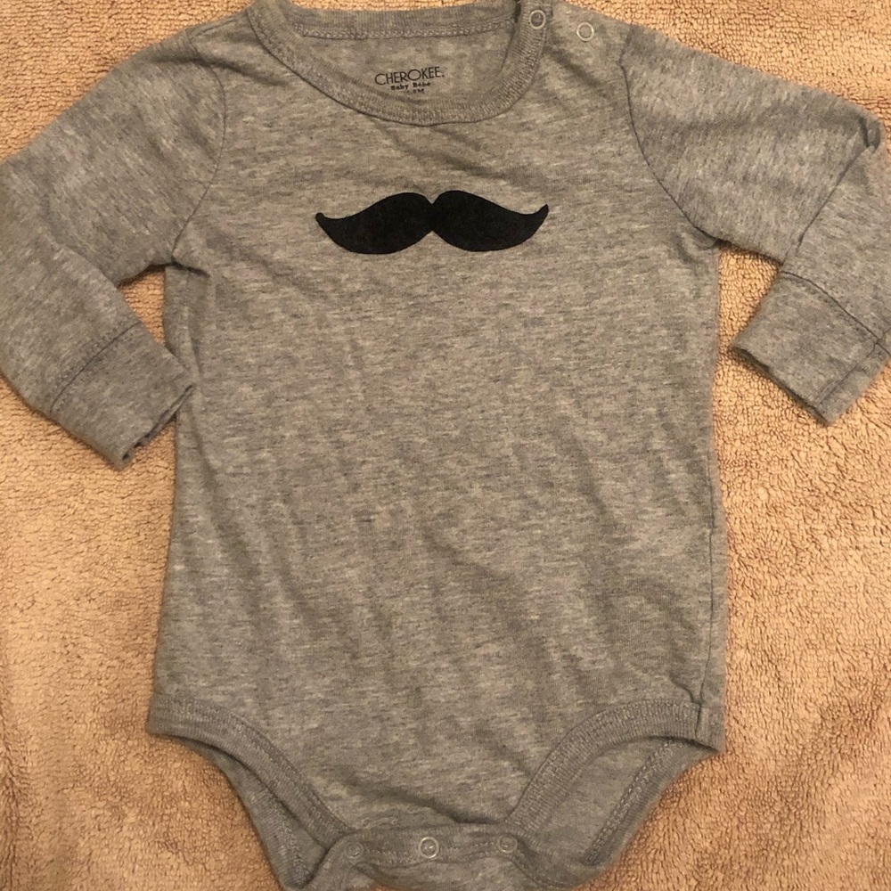 Gray & Black Long Sleeve Mustache Onesie